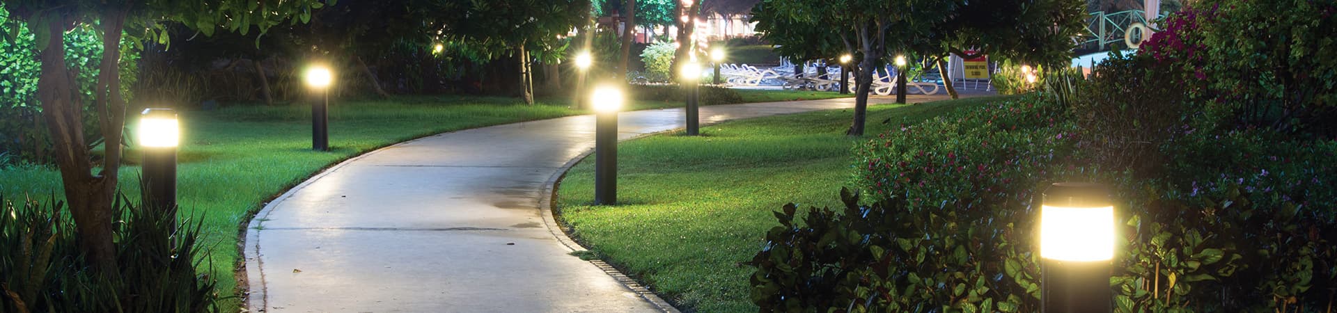 How To Choose the Right Outdoor Lighting Brand in Dubai?